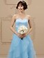 olcso Menyasszonyi ruhák-A-vonalú Esküvői ruhák Szív-alakú Földig érő Organza Szatén Pánt nélküli Egyszerű Extra méret Nyitott hátú val vel Selyemövek / Szalagok Fodros 2021
