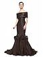 Χαμηλού Κόστους Βραδινά Φορέματα-Τρομπέτα / Γοργόνα Κομψό Επίσημο Βραδινό Μαύρο γκαλά Φόρεμα Ώμοι Έξω Κοντομάνικο Ουρά Ελαστικό Σατέν με Πλισέ 2021
