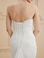 olcso Menyasszonyi ruhák-Szűk szabású Szív-alakú Seprő uszály Csipke Szatén Esküvői ruha val vel Gyöngydíszítés Rátétek Cakkos által Ed Bridal