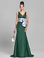 cheap Bridesmaid Dresses-Mermaid / Trumpet Bridesmaid Dress V Neck Sleeveless Elegant Sweep / Brush Train Taffeta with Bow(s) / Criss Cross / Ruched 2022