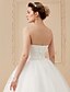 olcso Esküvői kínálat-Báli ruha Esküvői ruhák Pánt nélküli Földig érő Gyöngyös csipke Pánt nélküli Formális Ragyogó &amp; csillogó val vel Gyöngydíszítés Rátétek 2022