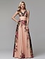 Χαμηλού Κόστους Βραδινά Φορέματα-Φόρεμα για πάρτι σε γραμμή φλοράλ φόρεμα γιορτινό γάμο καλεσμένων στο πάτωμα αμάνικο v λαιμό φόρεμα παράνυμφος σιφόν με σχέδιο / στάμπα 2024