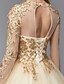 olcso Menyasszonyi ruhák-Báli ruha Esküvői ruhák Ékszer Seprűuszály Csipke Tüll Hosszú ujj Elbűvölő Átlátszó Nyitott hátú Modern val vel Gyöngydíszítés Rátétek 2022 / Illúzió