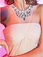 preiswerte Cocktailkleider-A-Linie Kuschelig Kleid Abschlussball Kurz / Mini Ärmellos Illusionsausschnitt Chiffon Rückenlos mit Kristall Verzierung Kaskaden Rüschen 2023