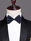 זול חליפות טוקסידו-חליפות נשף גברים שחורות לבנים טוקסידו ערב מסיבת חתונה 2 חלקים צווארון צעיף רקום פרחוני בהתאמה אישית עם חזה אחד עם כפתור אחד 2024