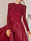tanie Kostiumy-Dwuczęściowa Kombinezon Sukienka dla matki panny młodej Formalny Gość weselny Elegancja Łódeczka Asymetryczna Koronka Tafta Długi rękaw z Z marszczeniami 2024