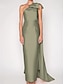 Χαμηλού Κόστους Βραδινά Φορέματα-θηκάρι σατέν βραδινό φόρεμα κομψό κόκκινο πράσινο φόρεμα επίσημο φόρεμα σκούπισμα / βούρτσα τρενάκι αμάνικο στον έναν ώμο με λουλούδι ώμου 2024