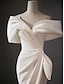 tanie Suknie ślubne-plaża odkryte plecy proste suknie ślubne płaszcza / kolumna dekolt w szpic bez rękawów tren rozciągliwy rozciągliwa tkanina suknie ślubne w jednolitym kolorze lato wesele 2024