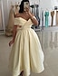 Χαμηλού Κόστους Κοκτέιλ Φορέματα-Γραμμή Α Κοκτέιλ Φορέματα Κομψό Φόρεμα Γάμου Κουινσανέρα Κάτω από το γόνατο Αμάνικο Ώμοι Έξω Ροζ φόρεμα Σατέν με Πιασίματα 2024