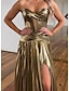 billige Ballkjoler-a-line metallic gull ballkjoler korsetter kjole formell feie / børstetog ermeløs stroppeløs sateng med folder splitt 2024