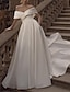 olcso Menyasszonyi ruhák-Esküvői ruhák Báli ruha Aszimmetrikus V-alakú Rendszeres hevederek Kápolnauszály Szatén Menyasszonyi ruhák Val vel Rakott Ráncolt 2024