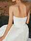 abordables Petites Robes Blanches-Petite robe blanche de remise de diplôme de plage robes de mariage boho A-Line décolleté en cœur sans manches longueur thé jersey ensembles nuptiaux robes de mariée avec perles froncées