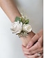 billige Damearmbånd-elegant hvit rose håndledd corsage og boutonniere sett - kunstig blomstertilbehør for bryllup, brudepiker og formelle arrangementer