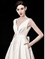 abordables robes de mariée décontractées-Robe de Mariée Robe Ball Gown Col en V Sans Manches Asymétrique Taffetas Robes de Mariée Avec Plis Poche