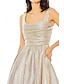 baratos Vestidos Longos / Vestidos de Gala-Vestido de Festa A-Line em Jacquard Dourado Elegante Vestido Formal Convidada de Casamento Comprimento de Chá Sem Mangas Decote Quadrado com Pregas Vestido de Convidada de Casamento Franzido