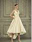 abordables robes de mariée décontractées-Robe de Mariée Robe Ball Gown Col en V Sans Manches Asymétrique Taffetas Robes de Mariée Avec Plis Poche