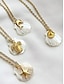 voordelige Dames ketting-dameskettingen met parelmoeren schelphangers – strandgeïnspireerde gouden kettingsieraden met nautische bedels (zeesterren, schildpadden, dolfijnen, schelpen) voor reizen, vakanties en cadeaus in de zomer