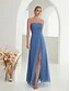 billiga Brudtärneklänningar-A-linjeformade quinceanera-klänningar Elegant klänning formell bröllop golvlängd ärmlös bandeau chiffon rygglös med slits