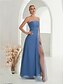billiga Brudtärneklänningar-A-linjeformade quinceanera-klänningar Elegant klänning formell bröllop golvlängd ärmlös bandeau chiffon rygglös med slits