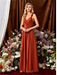 billiga Brudtärneklänningar-A-linjeformad quinceanera klänningar Elegant klänning formell bröllop golvlängd ärmlös V-hals chiffong rygglös med veck