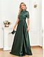 billiga Semi-formell / Cocktail-A-Löpare Quinceanera Klänningar Elegant Klänning Formell Bröllop Golvlängd Kort ärm Rundad Halsringning Polyester med Plisseringar
