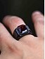 abordables Bijoux pour hommes-Bague homme en alliage noir avec pierre précieuse noire carrée – bague tendance pour un style décontracté ou de soirée