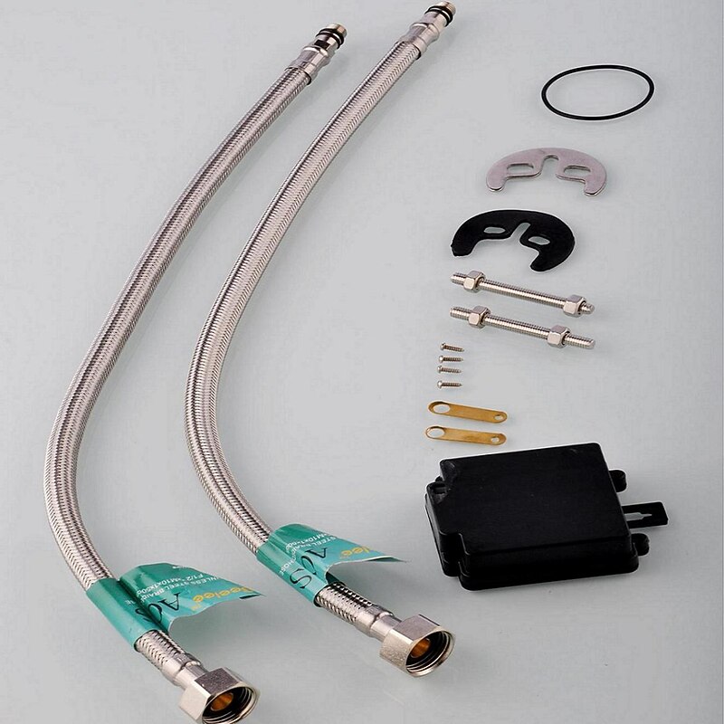 Bathroom Sink Faucet - LED / Waterfall Chrome Centerset One Hole / Single Handle One HoleBath Taps / Brass2