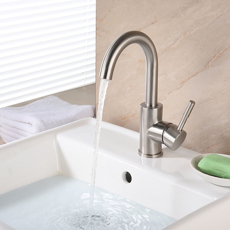 Stainless Steel Bathroom Sink Faucet Brushed Bath Taps Single Handle One Hole Adjustable Cold and Hot Water2