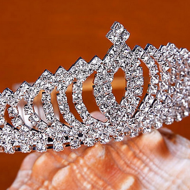 Women's Girls' Tiaras For Casual Prom Party & Evening Birthday Homecoming Royalty Crystal / Rhinestone Silver Plated Alloy Silver dress to impress4