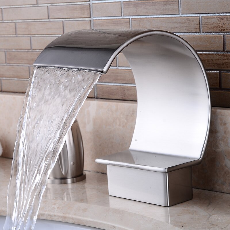 Bathroom Sink Faucet,Silvery Two Handles Three Holes Deluxe Waterfall Brush Nickel Polished Widespread Brass Bathroom Sink Faucet With Cold and Hot Switch2