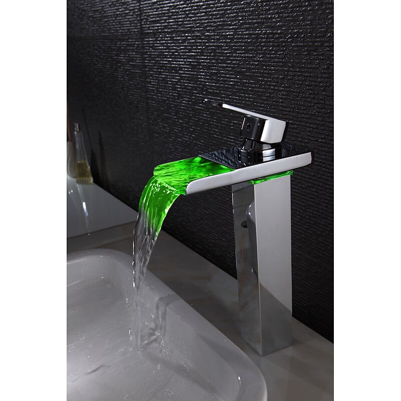 Bathroom Sink Faucet - Waterfall Chrome Centerset Single Handle One HoleBath Taps / Brass3