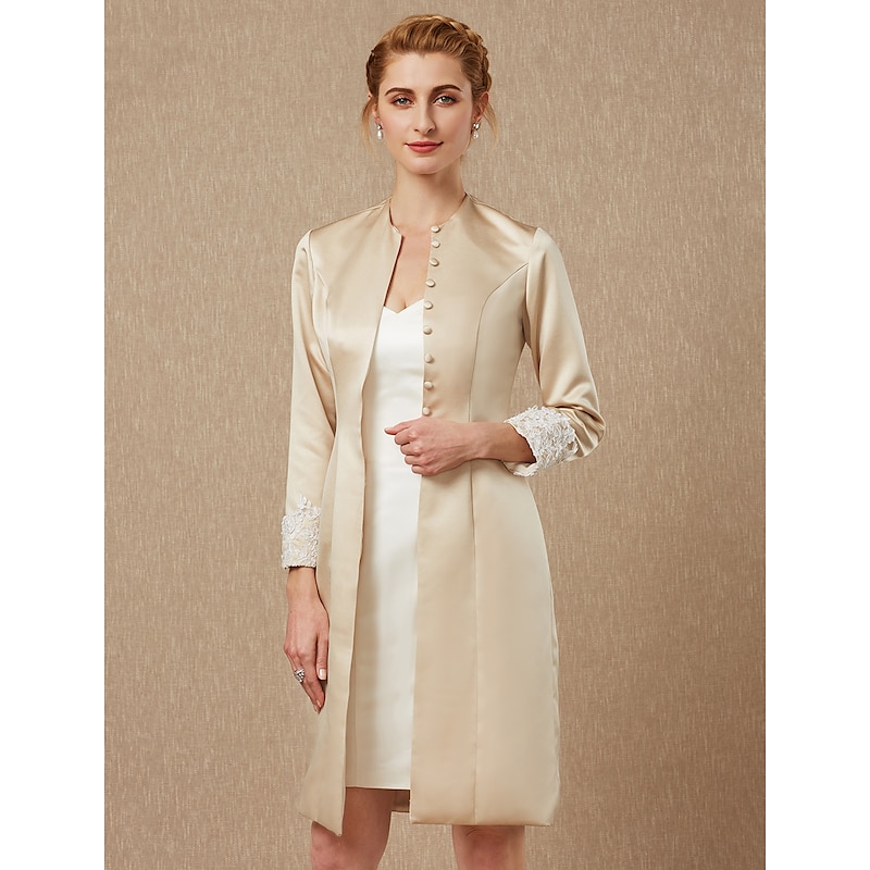 Long Sleeve Coats / Jackets Lace / Satin Wedding / Party / Evening Women's Wrap With Lace / Appliques / Button