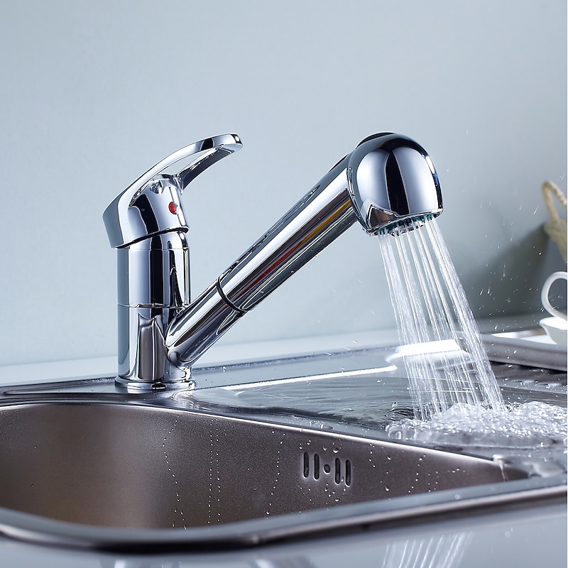 Single Handle One Hole Kitchen faucet Chrome Pull-out Centerset Kitchen Taps Solid Brass Commercial Sprayer Kitchen Sink Faucets with Cold and Hot Water2