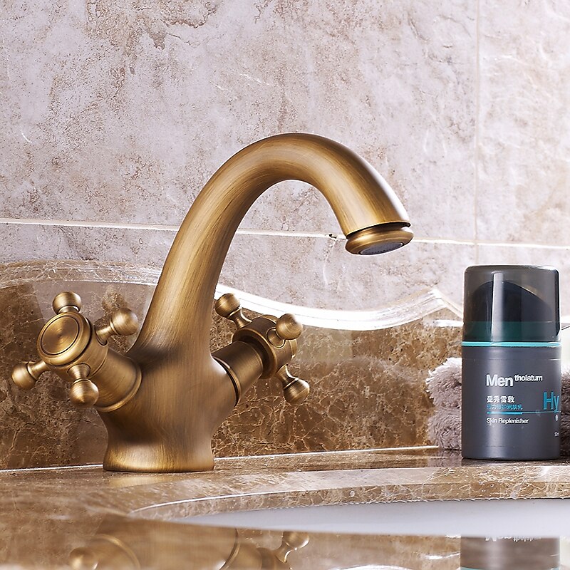 Bathroom Sink Faucet - Classic Antique Brass Centerset Two Handles One HoleBath Taps3