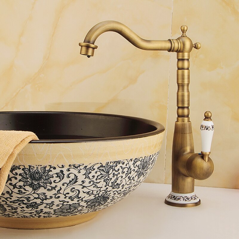 Antique Copper Kitchen Faucet,Golden/Black Single Handle One Hole Electroplated Standard Spout Centerset Antique Design Kitchen Taps with Hot and Cold Water Switch2