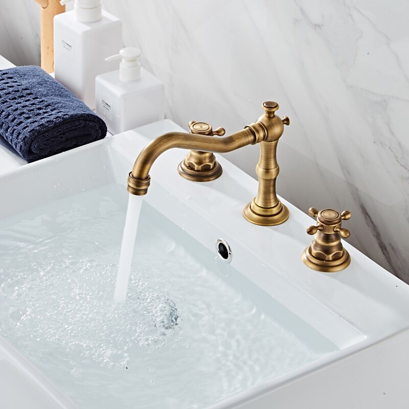 Bathtub Faucet,Antique Brass Widespread Roman Tub Two Handles Three Holes Bath Taps wiith Hot and Cold Switch4