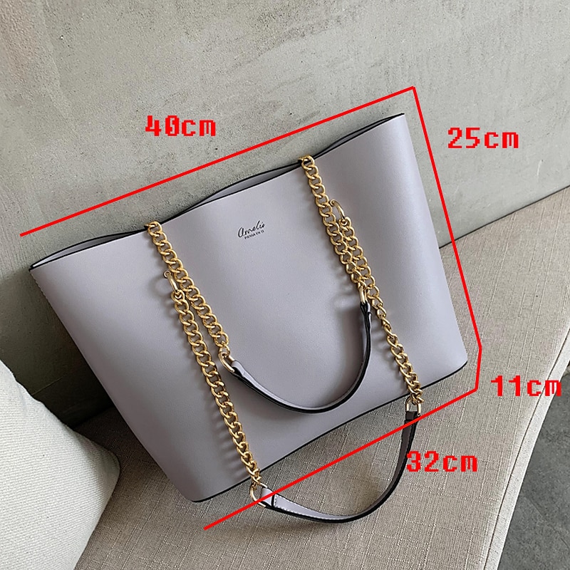 Black Tote Bag with Gold Chain Straps – Stylish and Spacious PU Leather Handbag for Women, Perfect for Work, Travel, and Everyday Use3