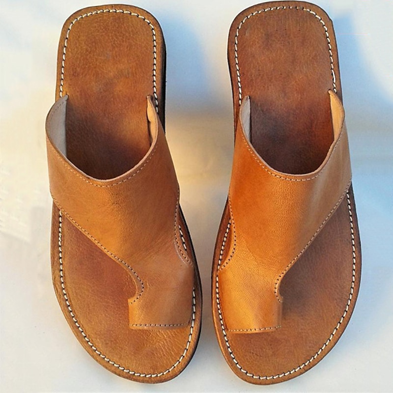 Men's Brown Faux Leather Toe Loop Sandals with Hand-Stitched Details - Vintage Style Slip-On Summer Footwear