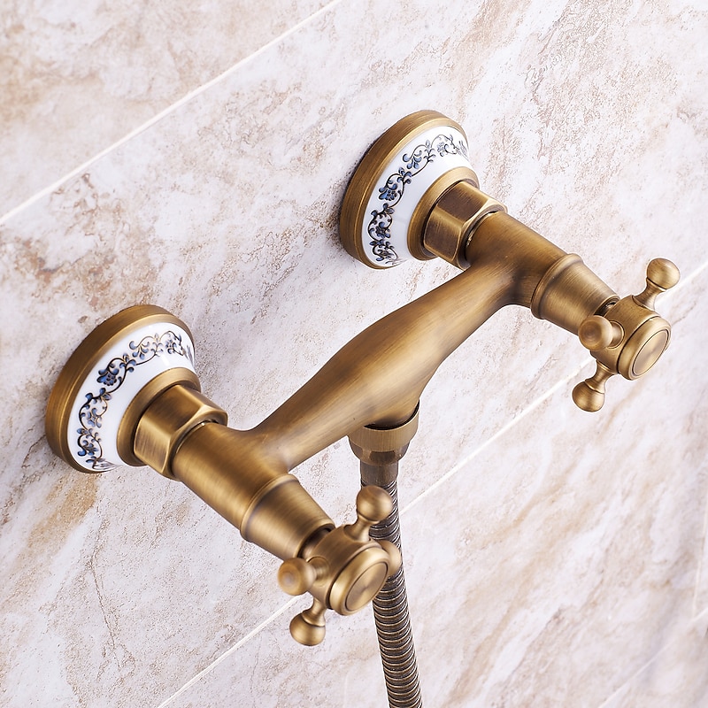 Shower Faucet Set - Handshower Included pullout Vintage Style / Country Antique Brass Mount Outside Ceramic Valve Bath Shower Mixer Taps / Two Handles One Hole4