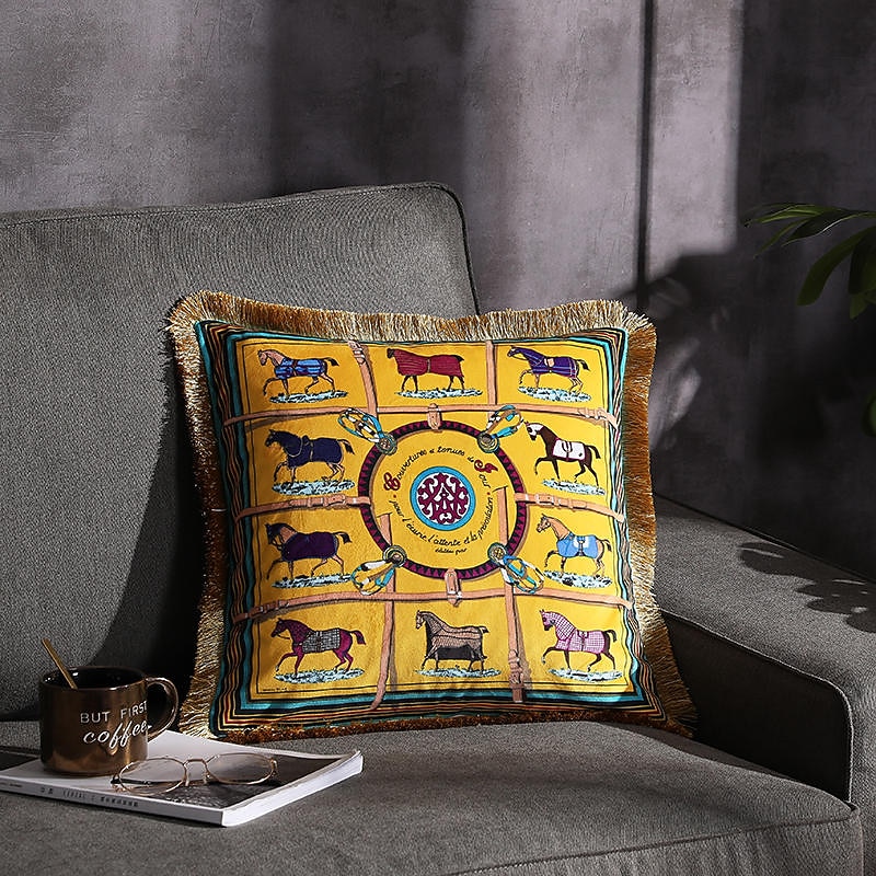 Decorative Toss Pillows Double Side Trend Brand Light luxury velvet tassel d Printing Pillow Case Cover Living room Bedroom Sofa Cushion cover