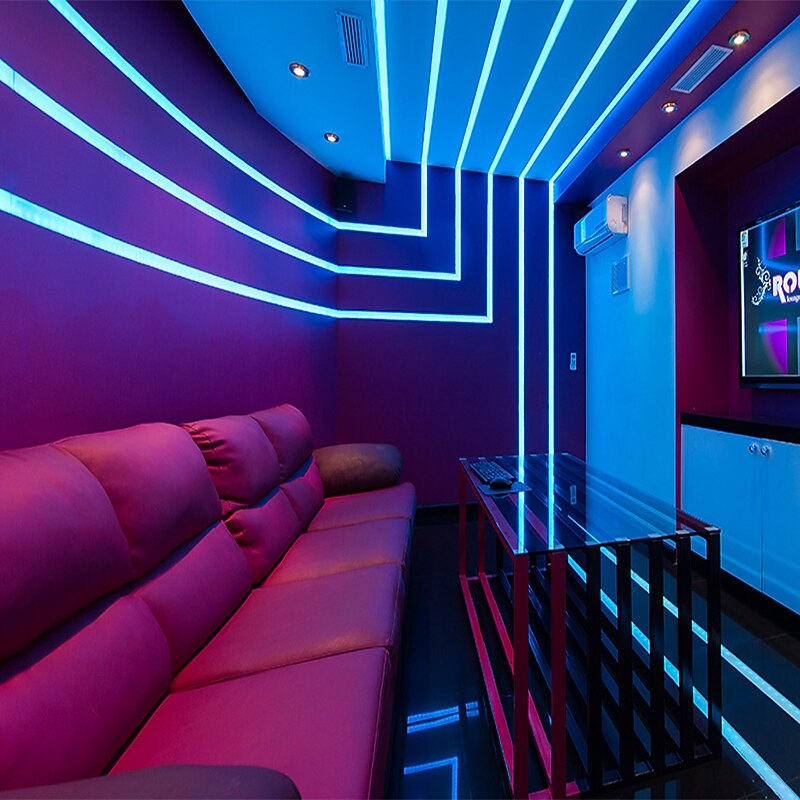 Smart 5050 LED Strip Lights Bluetooth WIFI App RGB Controlled Music Sync 10M 33ft Christmas Home Kitchen TV Party 300SMD with 24-Key Controller2