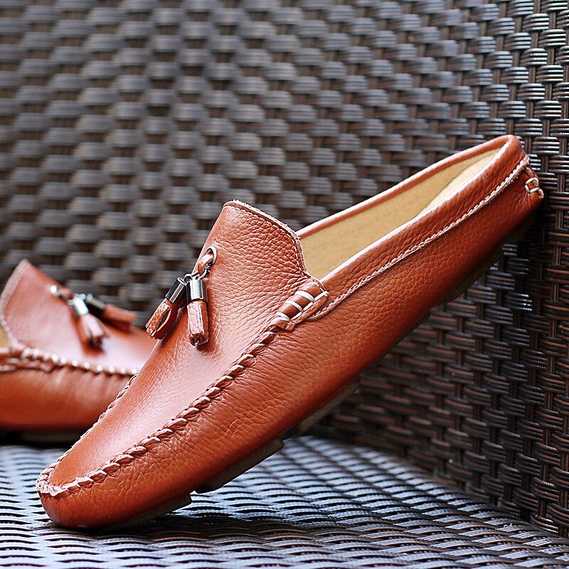 Men's Genuine Leather Loafers – Classic Tassel Slip-On Driving Shoes, Comfortable Casual Moccasins for Business & Daily Wear2