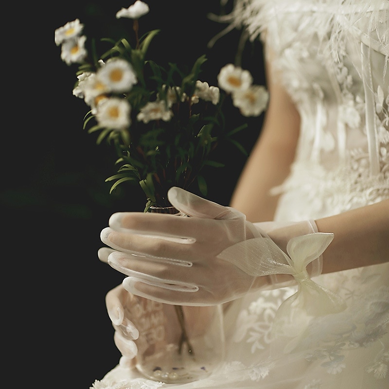 Tulle Wrist Length Glove Stylish / Artistic Style With Solid Wedding / Party Glove3