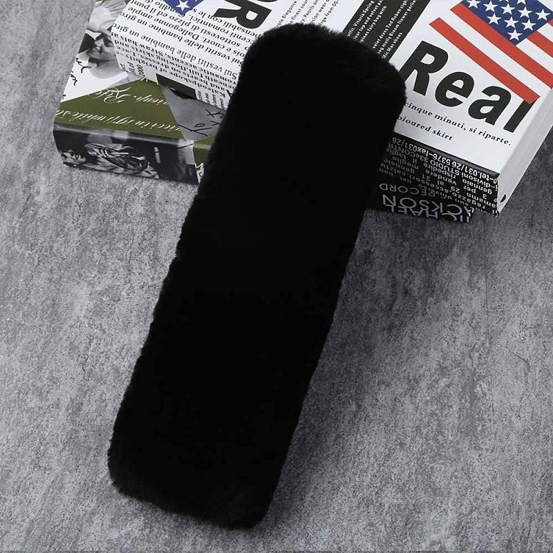 2 Pack Imitation Sheepskin Seat Belt Pads, Soft Shoulder and Neck Cushion, Imitation Wool, Car Interior Accessory2