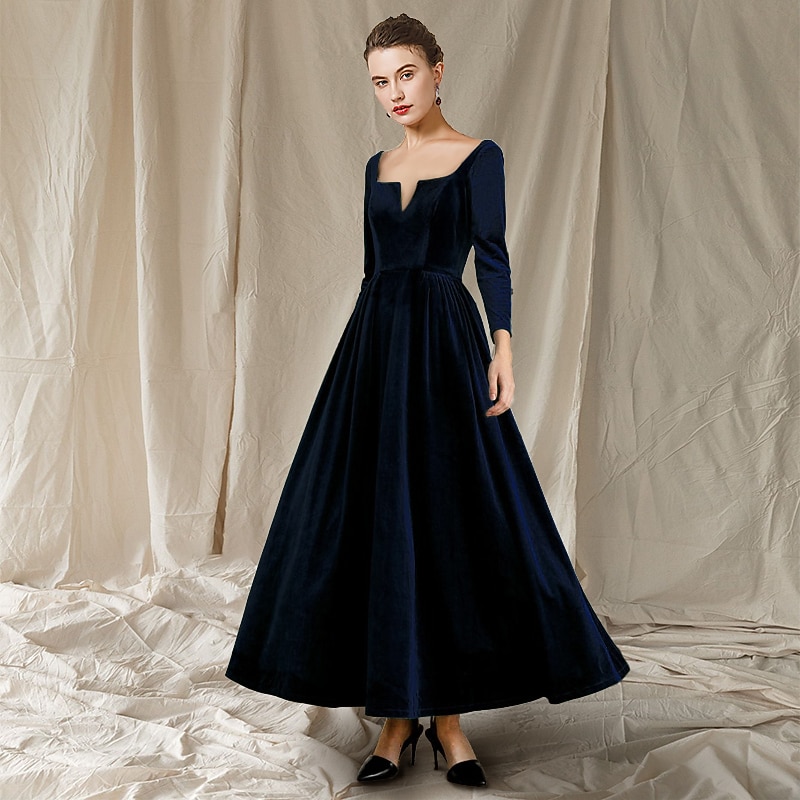 A-Line Mother of the Bride Dress Wedding Guest Elegant V Neck Ankle Length Velvet Long Sleeve with Pleats