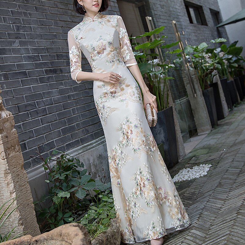 Sheath Evening Gown Vintage Dress Wedding Guest Formal Evening Floor Length Half Sleeve High Neck Satin with Embroidery  dress to impress