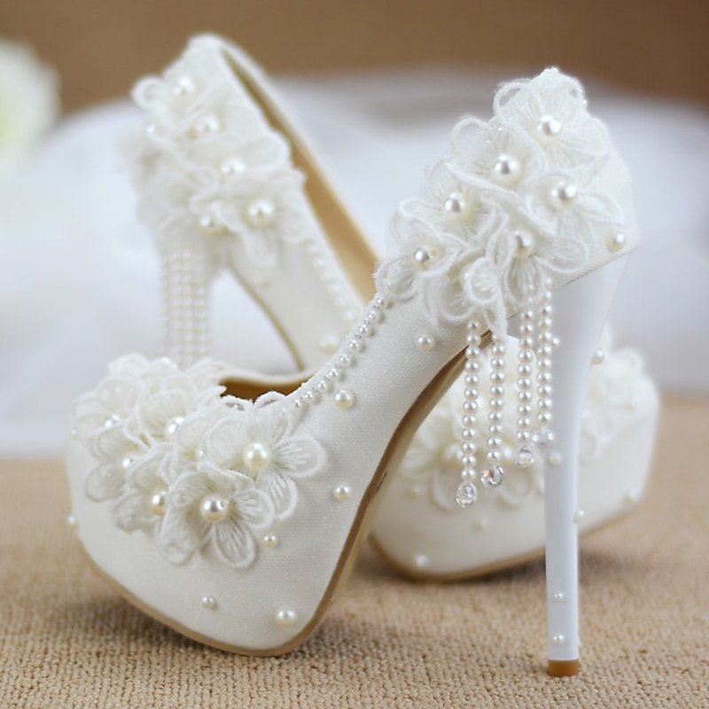 Women's White Wedding Platform Heels with Lace Floral Appliqué and Pearl Bead Details – Elegant Bridal Shoes for Special Occasions