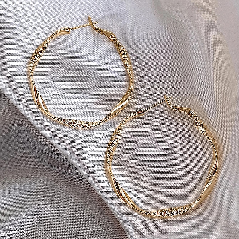 Women's Hoop Earrings Geometrical Precious Romantic Fashion Vintage French Sweet Earrings Jewelry Gold For Party Gift Holiday Promise Festival 1 Pair
