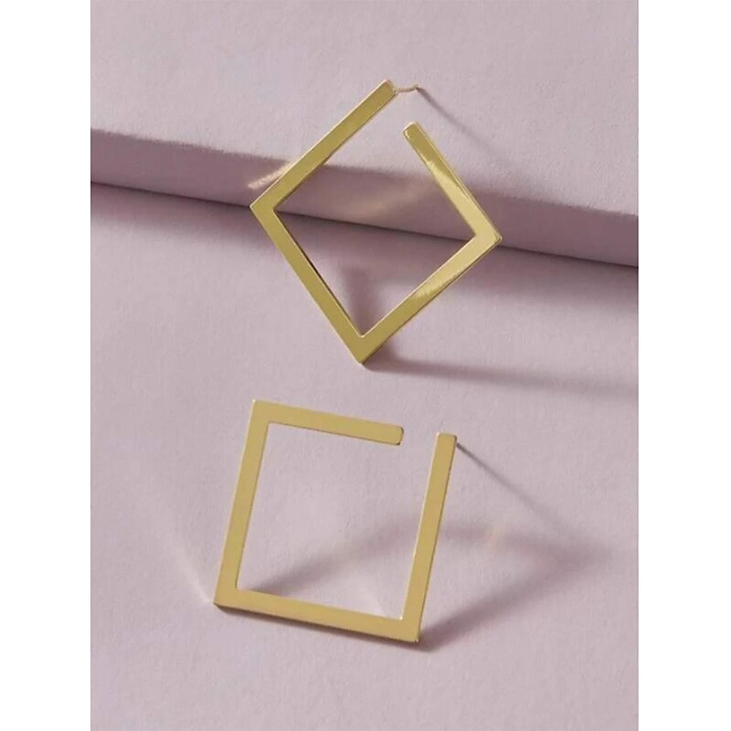 European fashion new style contracted personality temperament frigid wind earrings exaggerated niche design high-grade feeling diamond earrings2