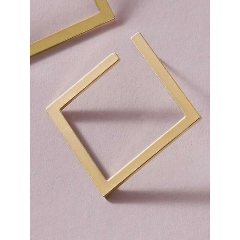 European fashion new style contracted personality temperament frigid wind earrings exaggerated niche design high-grade feeling diamond earrings4